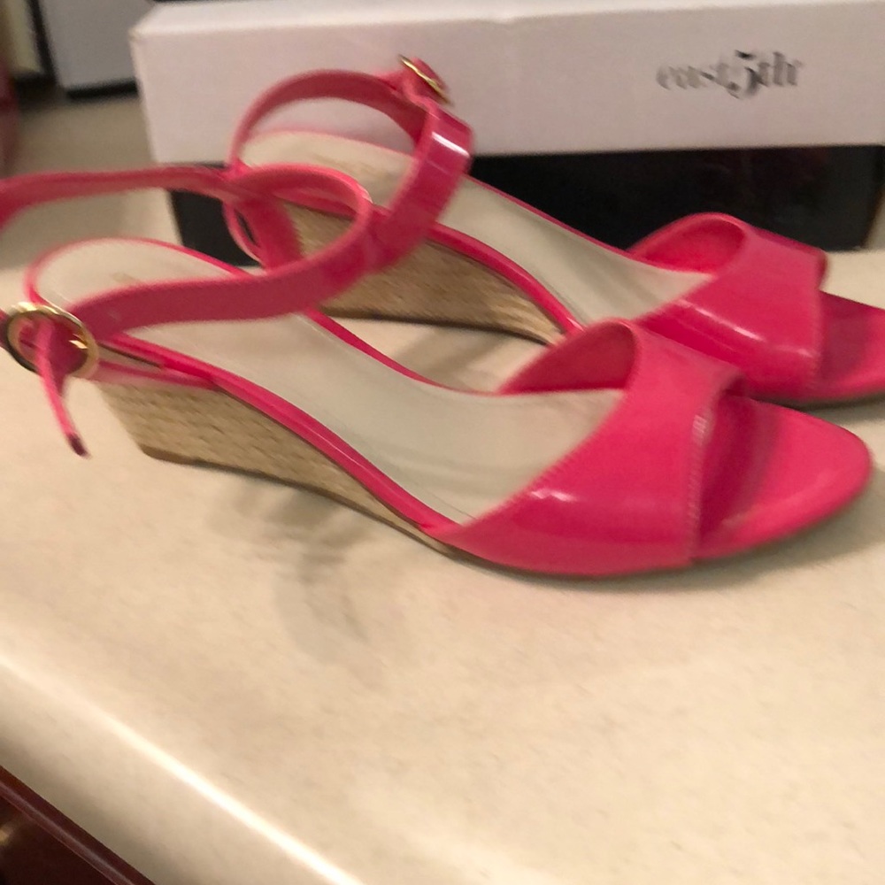 Sandals - Picture 2 of 3